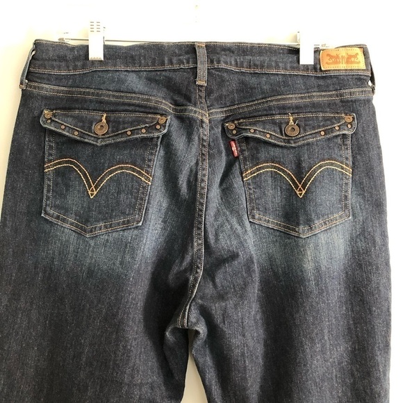 Levi’s Blue Dark Wash 515 Bootcut Jeans with Stud Detailed Back Flap Pockets 14 - Picture 8 of 12